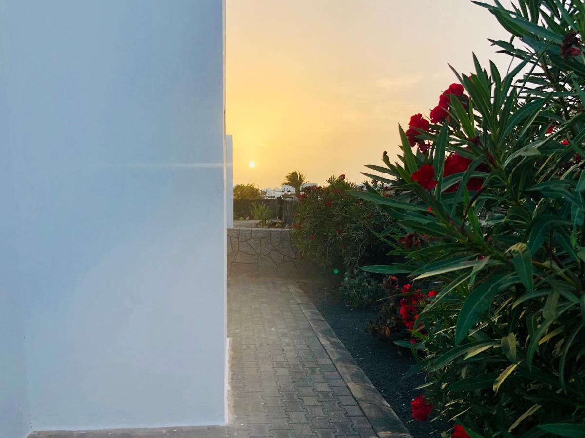 Villa Neptuno With Private Pool, Sea View, Sat-Tv & Free Wifi Playa Blanca  Eksteriør billede